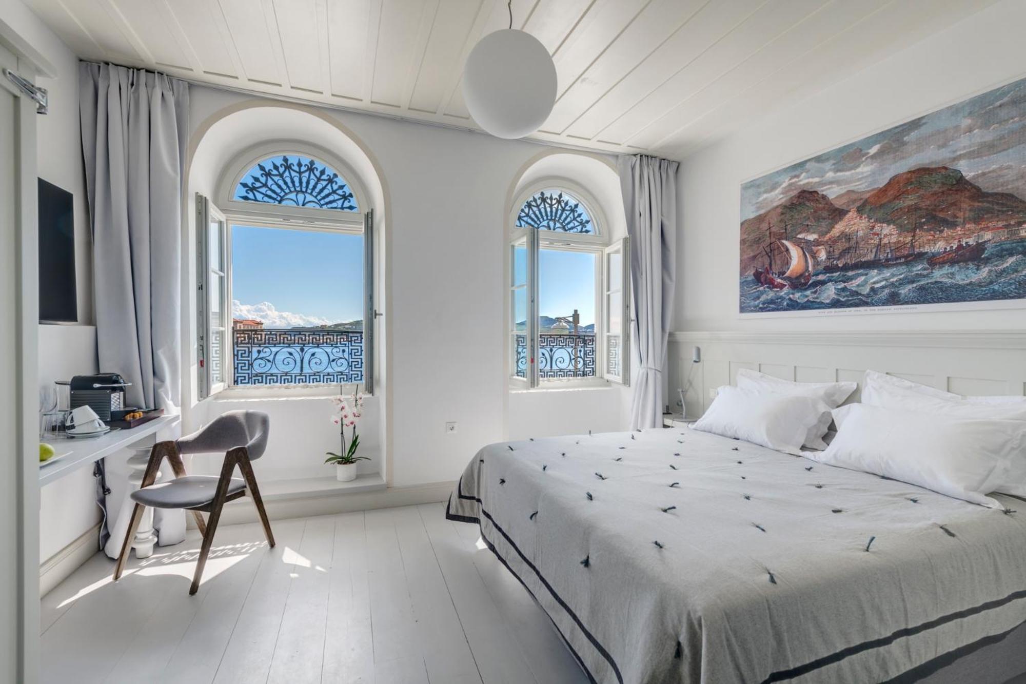 Skylight Hotel Ermoupoli Ngoại thất bức ảnh