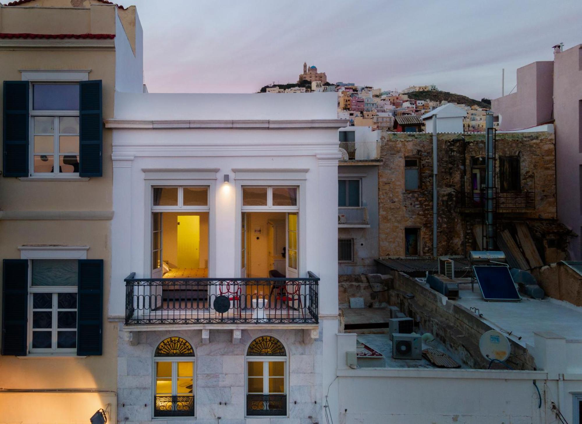 Skylight Hotel Ermoupoli Ngoại thất bức ảnh