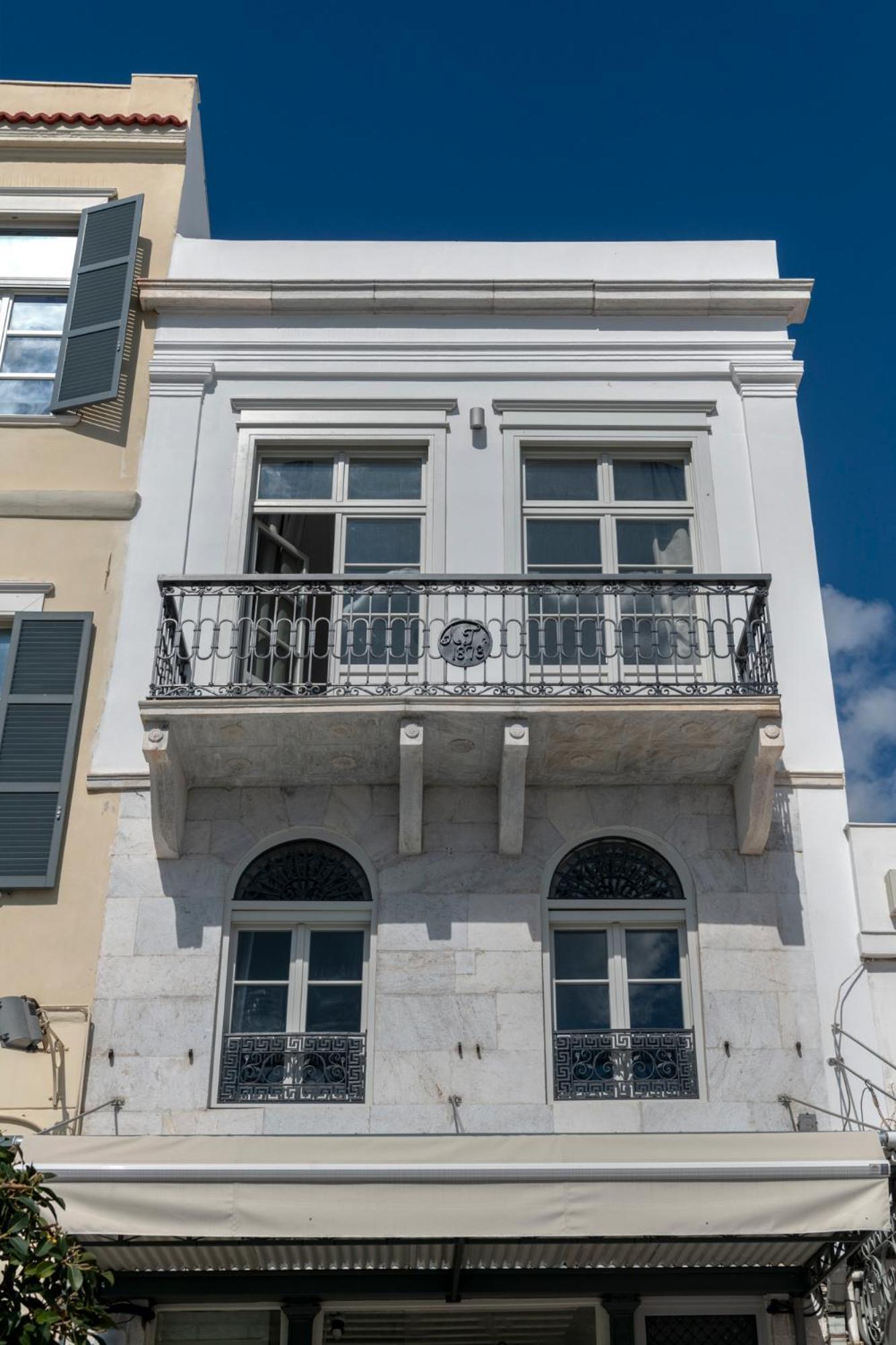 Skylight Hotel Ermoupoli Ngoại thất bức ảnh