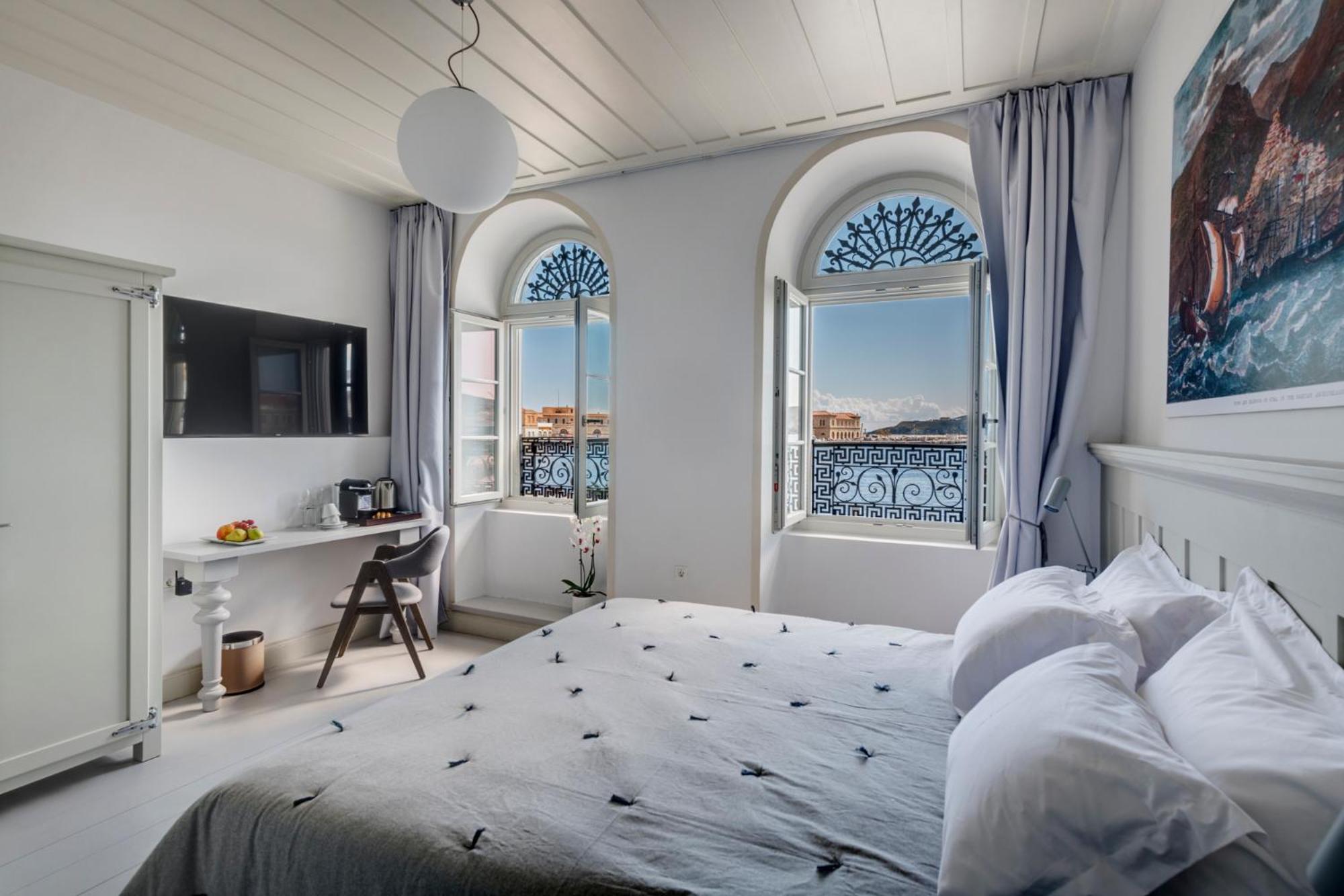 Skylight Hotel Ermoupoli Ngoại thất bức ảnh