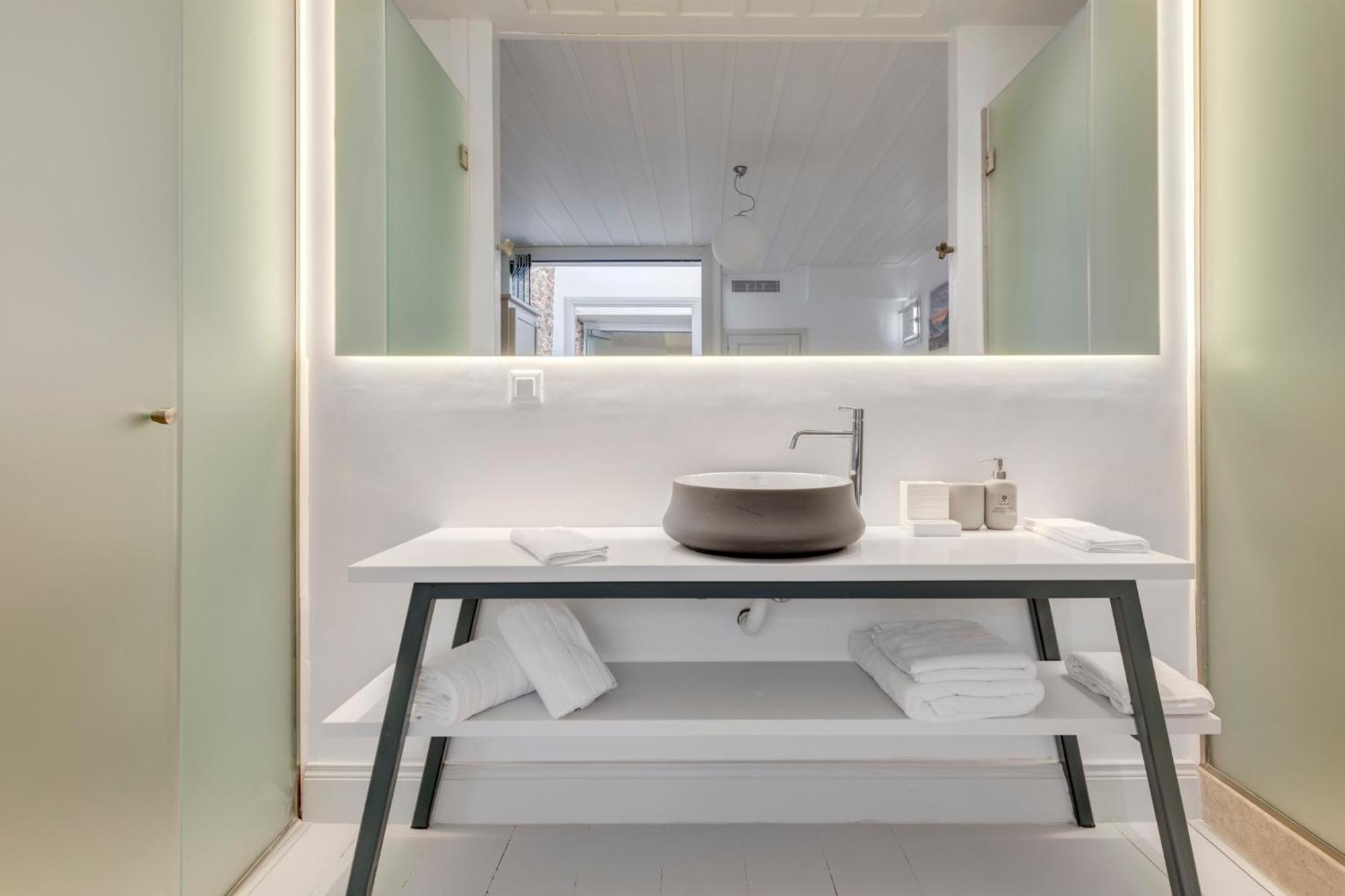 Skylight Hotel Ermoupoli Ngoại thất bức ảnh
