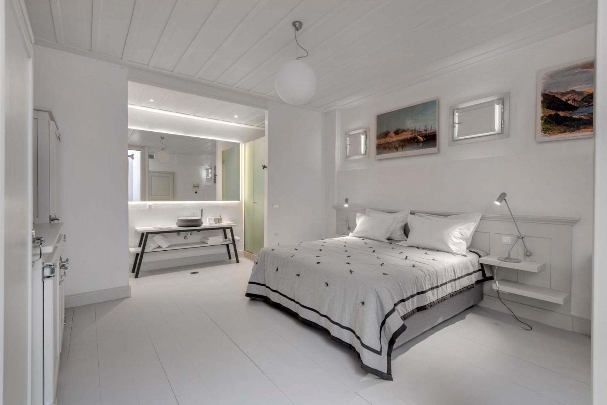 Skylight Hotel Ermoupoli Ngoại thất bức ảnh
