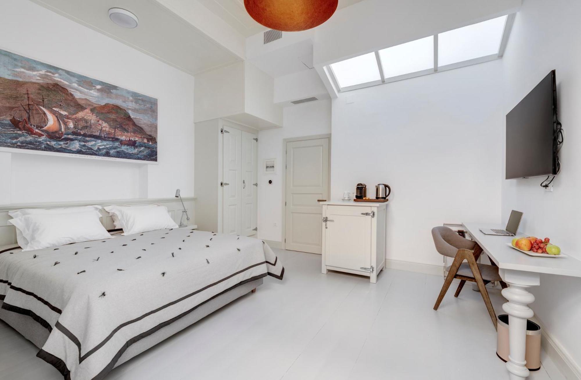 Skylight Hotel Ermoupoli Ngoại thất bức ảnh