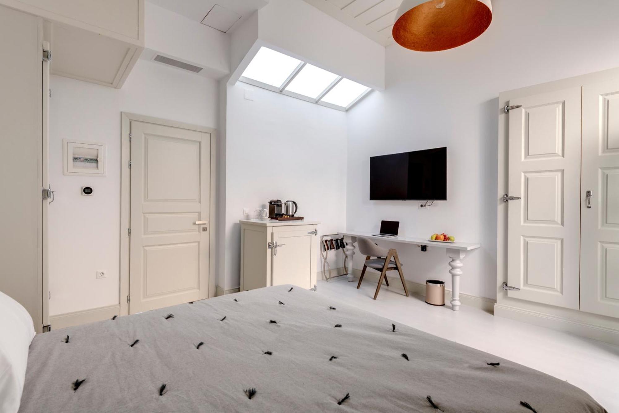 Skylight Hotel Ermoupoli Ngoại thất bức ảnh