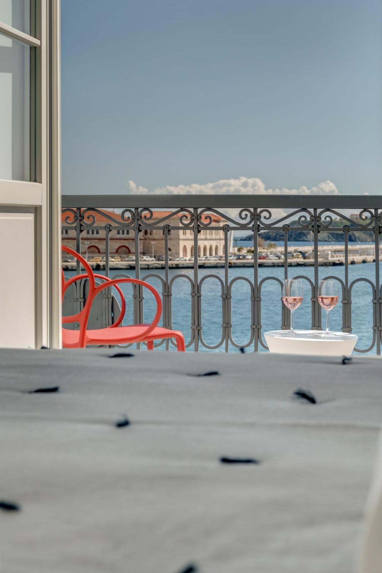 Skylight Hotel Ermoupoli Ngoại thất bức ảnh